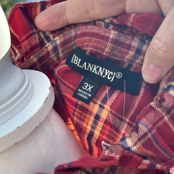 NWT Blank NYC Check That Out Top Plaid Flannel Ruffle Top 3X - Picture 8 of 9